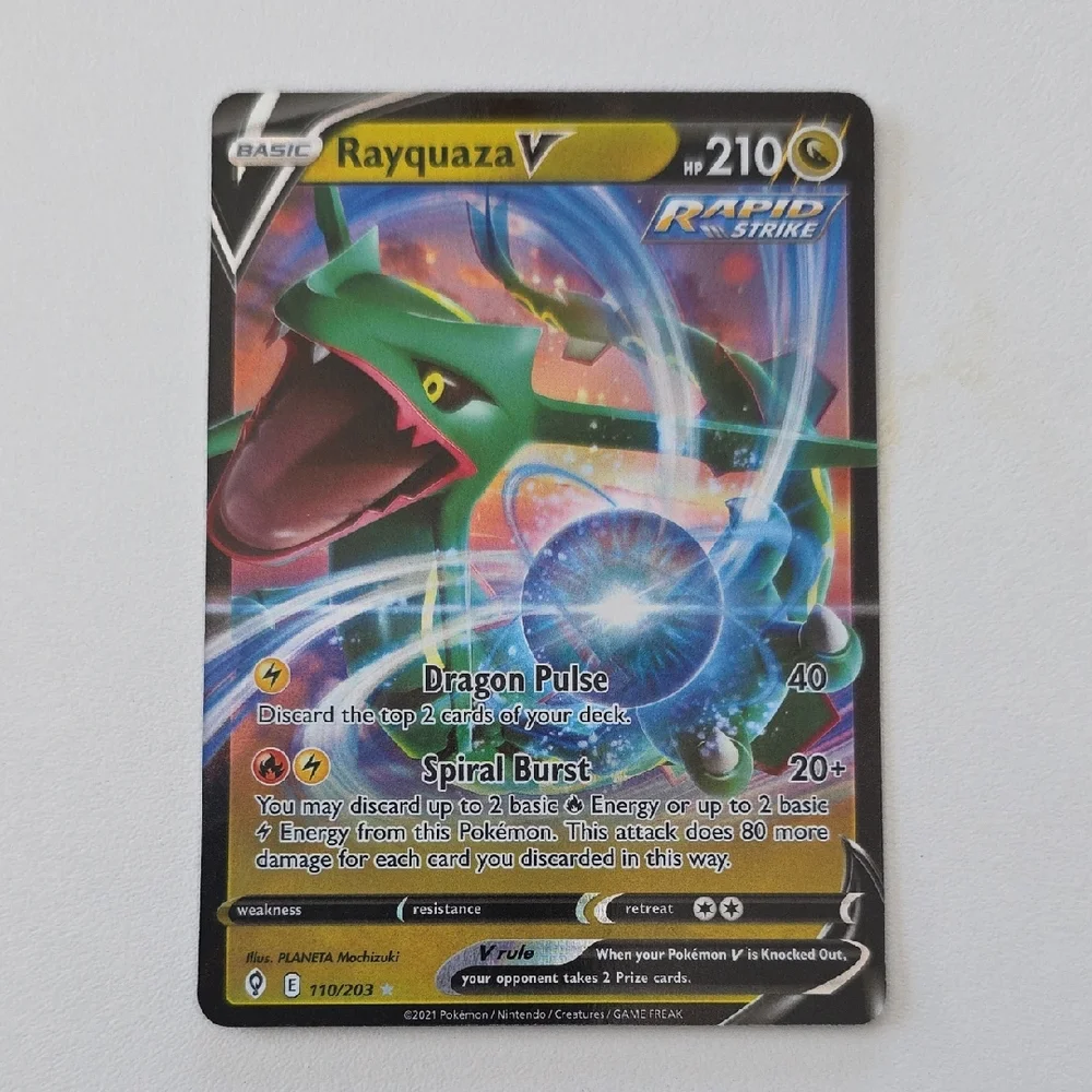 Pokemon Rayquaza V Card